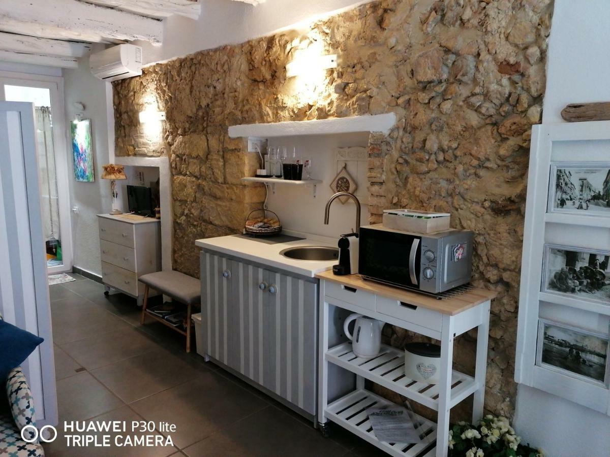 Villa Cozy Loft In The Heart Of Cagliari Exterior foto